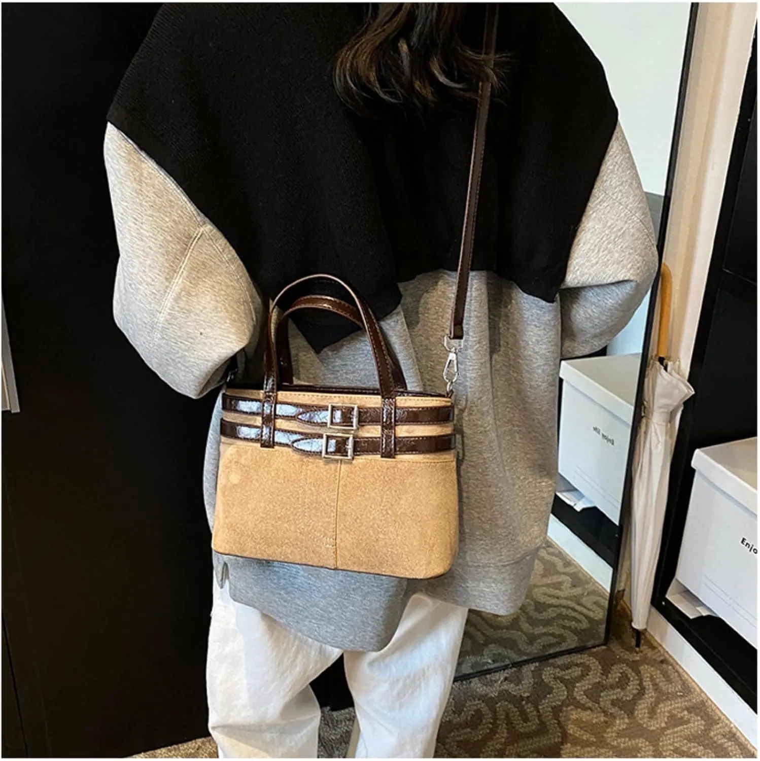 Casual Bucket Bag for Women, Fashionable Single Shoulder Bag with Refined Hardware, Smooth Zipper, Large Capacity