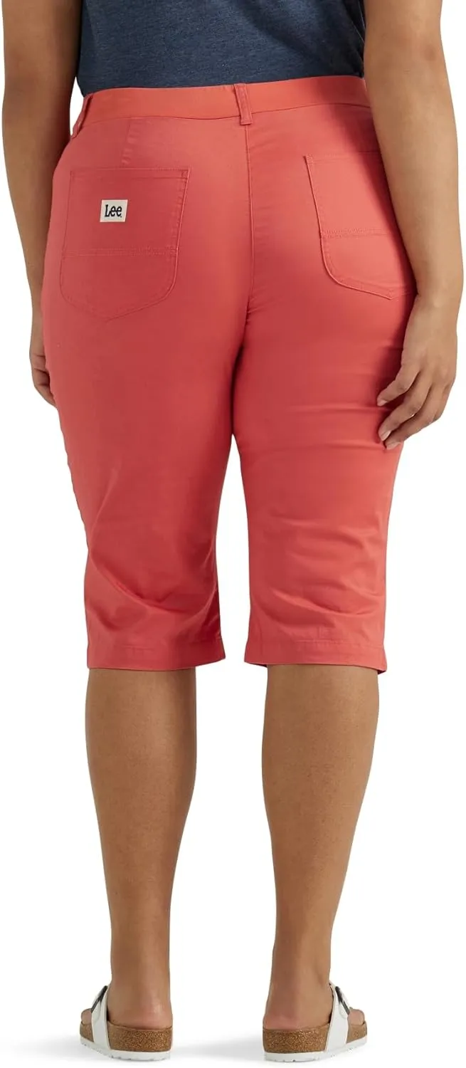 Lee Women's Plus Size Ultra Lux Comfort with Flex-to-go Utility Skimmer Capri Pant