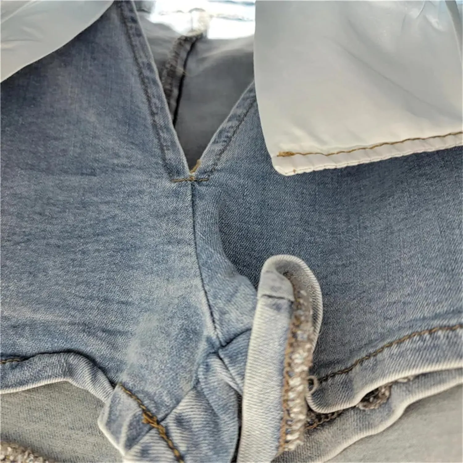 UIOKLMJH High Waisted Denim Skirt for Women Spring Busienss Office Irregular Tassel Wrap Hip Mini Skirt